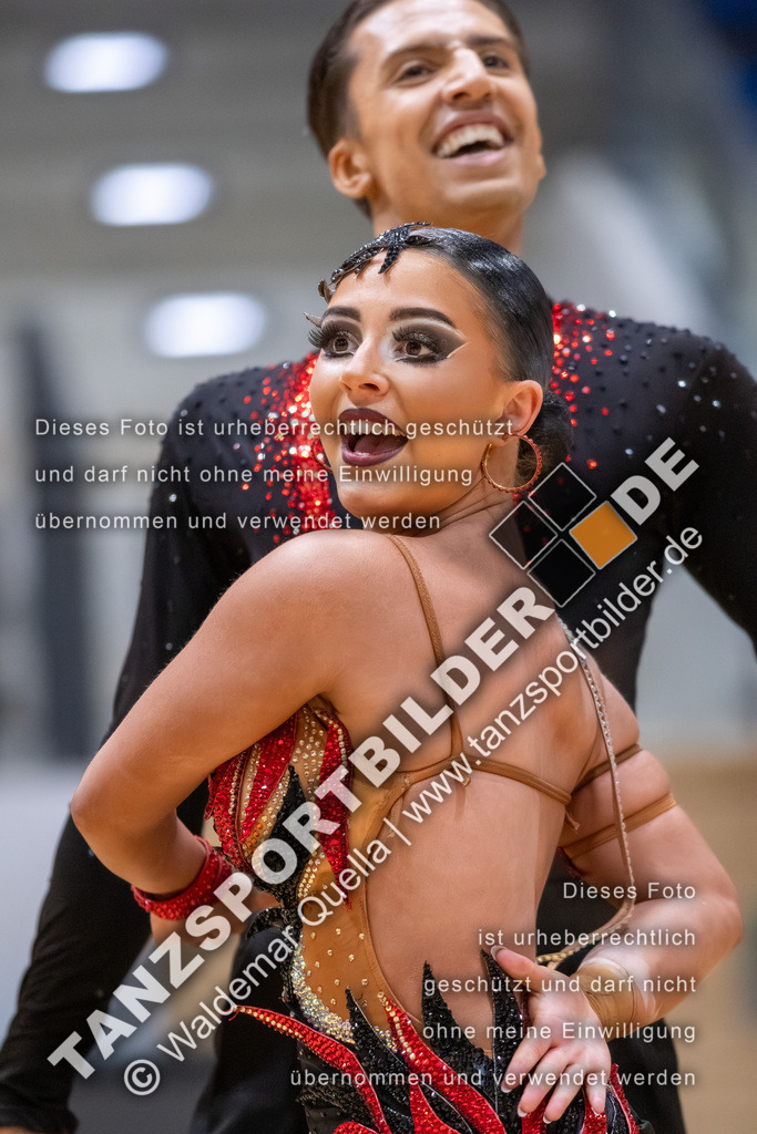 20260328-03218 | Hier finden Sie Tanz Bilder vom Latein und Standard Formationen tanzen. Sportbilder vom Tanzsport. Schöne Fotos und von Weltmeisterschaft, Europameisterschaft, Bundesliga, Regionalliga, Oberliga und Landesliga sowie von GOC Stuttgart, DanceComp, WM Bremen