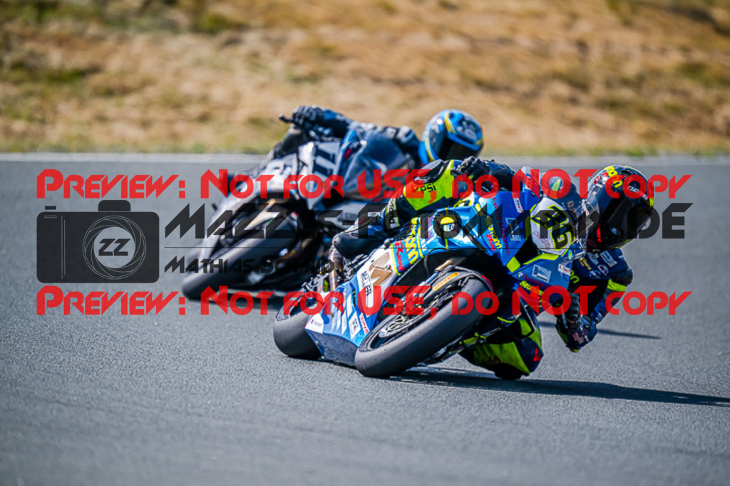 MaZZes_FotoMatrix_220722_7309 | IDM1000