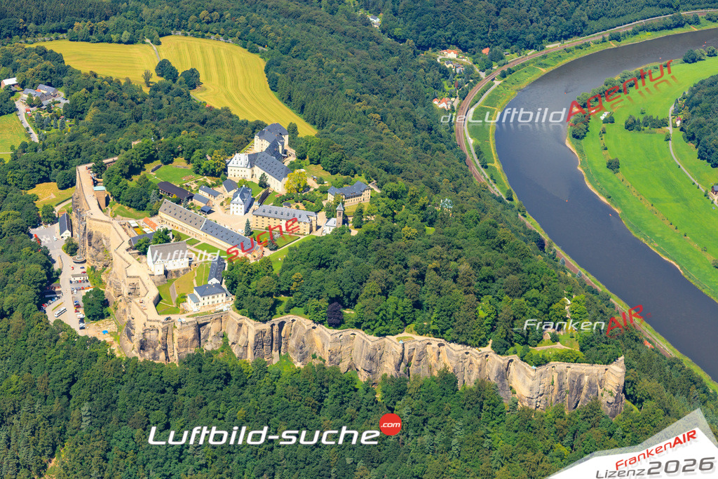 Die Luftaufnahme Festung-koenigstein -  wurde vom UL-Flugzeug (keine Drohne) aus fotografiert.Hohe Druck- Auflösung-die Geschenkidee!
