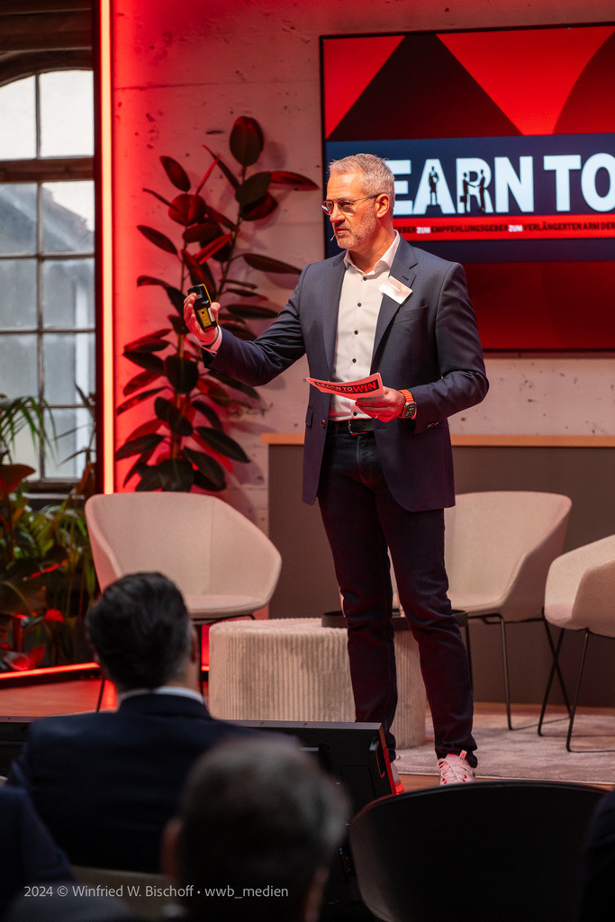 wwb_2112 | <Fotografie> <Video> <Film> <Winfried Bischoff> - Realisiert mit Pictrs.com