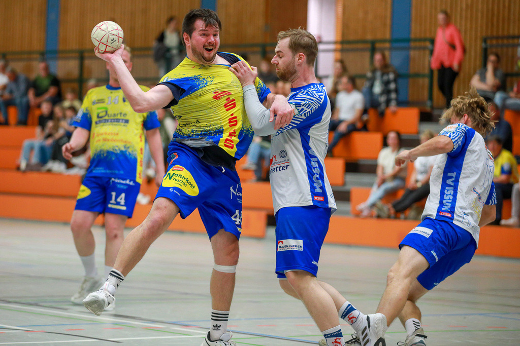 SVN_TVIssum_250426_114 | Bildergalerie von Sport-Ereignissen aber auch von weiteren spannenden Dingen - nicht nur vom Niederrhein. In Anlehnung an den bekannten Spruch von Hanns Dieter Hüsch heißt das Motto: "Niederrhein ist überall".  - Realisiert mit Pictrs.com