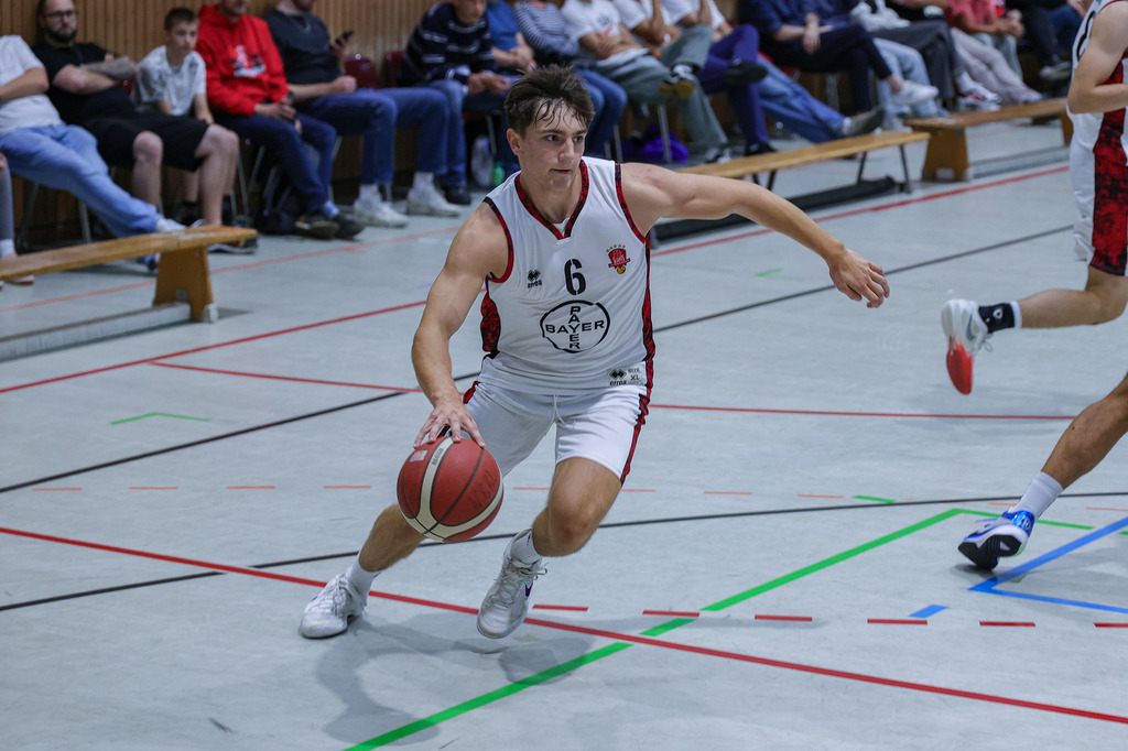 Regio Test BAYER GIANTS vs EN Baskets Schwelm-35 | Fotos von Basketballspielen aus dem Raum NRW fotografiert von Gero Mueller-Laschet und Daniel Schaefer - Realisiert mit Pictrs.com