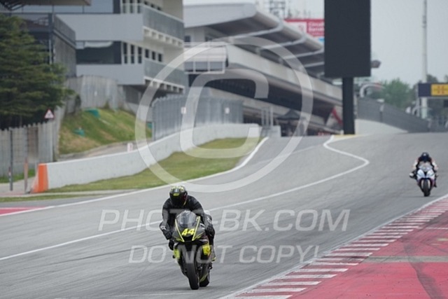 2025_04_13_PBK_32073 | Sportfotografie; SlowMotion; Video; Rennstrecke; Hafeneger; Speer; Racing; RSE; BMW; CBO; Trackday; Motorsportarena; Hockenheimring; Brno; Most; Barcelona; Valencia