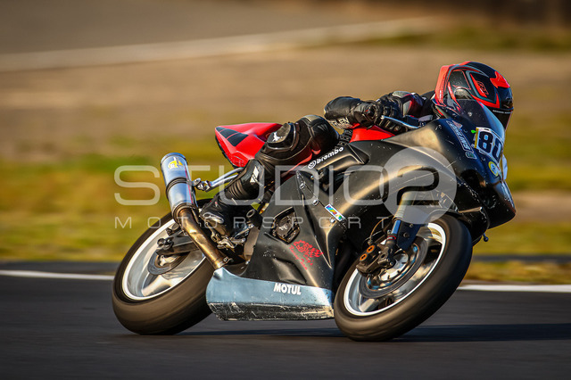 0801-250904NR-013_801 | Deine Full-Service-Agentur für ✔️Videoproduktionen und ✔️Motorsportfotografie Jetzt Angebot anfragen!