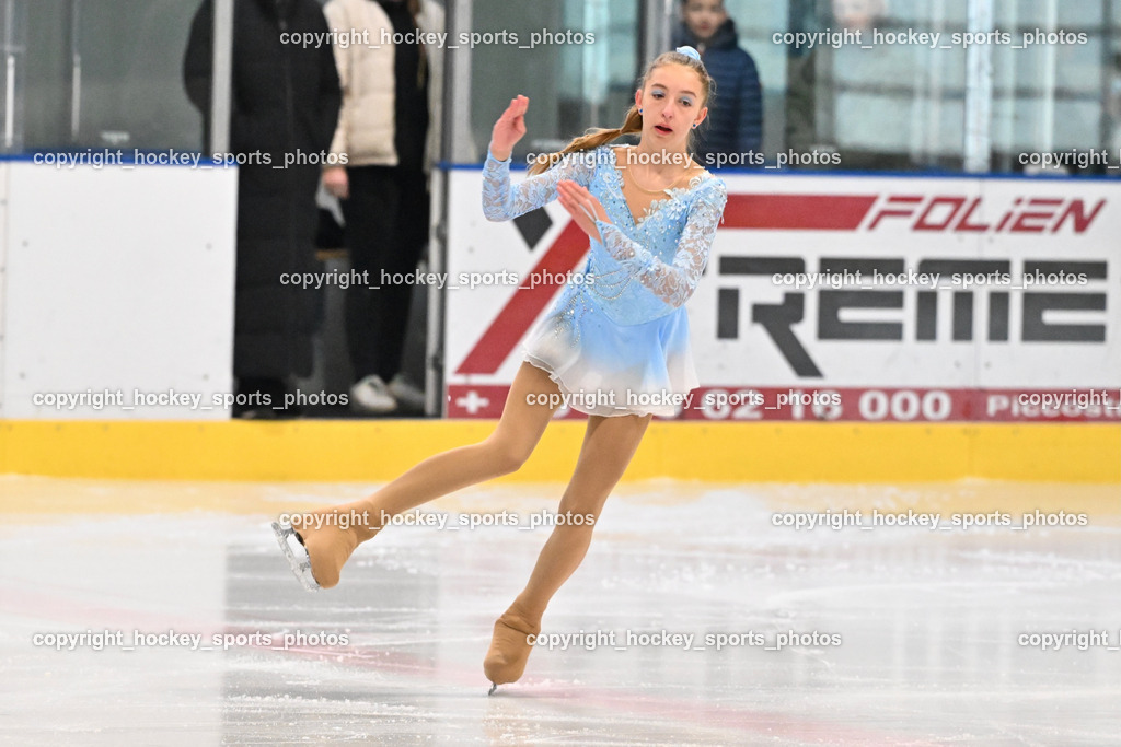 Ossiachersee Pirouette ESC Steindorf 31.3.2024 | Ossiachersee Pirouette ESC Steindorf 31.3.2024, Ossiachersee Pirouette ESC Steindorf am 31.03.2024 in Steindorf (Ossiachersee Halle), Austria, (Photo by Bernd Stefan)