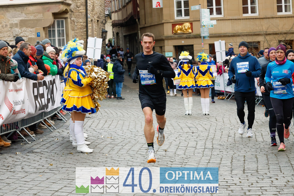 VR Bank Hauptlauf 10km | 40. Optima 3koenigslauf 2026 - Realisiert mit Pictrs.com