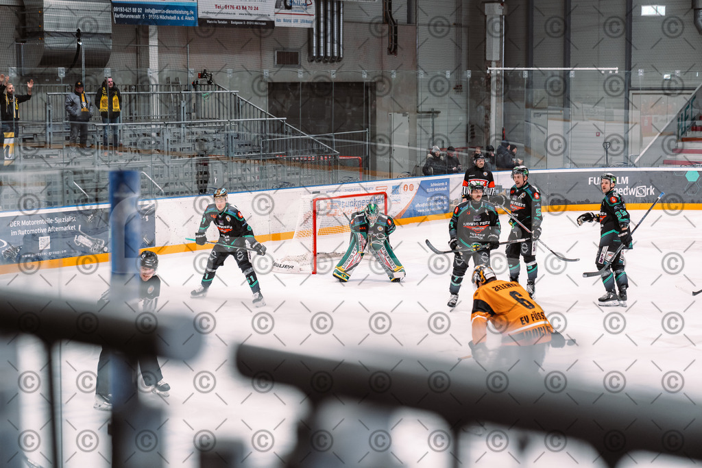 Alligators_vs_Fuessen_21.11.2025-042 | Höchstadt Alligators Fotogalerie: Eishockey-Action aus Franken. Professionelle Spielfotos, Portraits & Stadionbilder zum Download. Jetzt entdecken! - Realisiert mit Pictrs.com