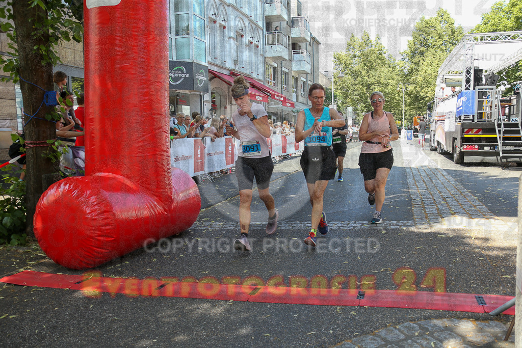 250621_1214_EX1_5389 | Sportfotografie im Rhein-Sieg Kreis, Köln, Bonn, NRW, Rheinland Pfalz, Hessen, etc. Unser Tätigkeitsfeld umfasst den Laufsport vom Volkslauf über den Marathon, Duathlon, Triathon bis zum Ultralauf wie Kölnpfad Ultra oder Schindertrail.