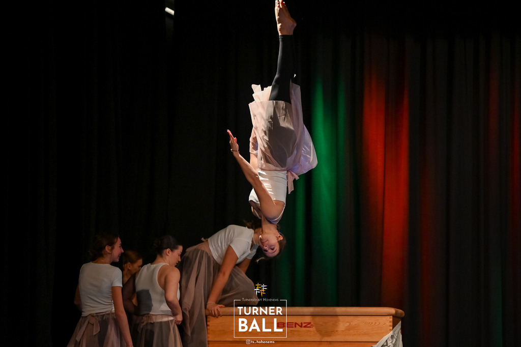 DSC_9105 | "Fussifoto.com – Ihr Ansprechpartner für hochwertige Fotografie! Entdecken Sie kreative Bilder und professionelle Dienstleistungen. Kontaktieren Sie uns für Ihre Projekte!"