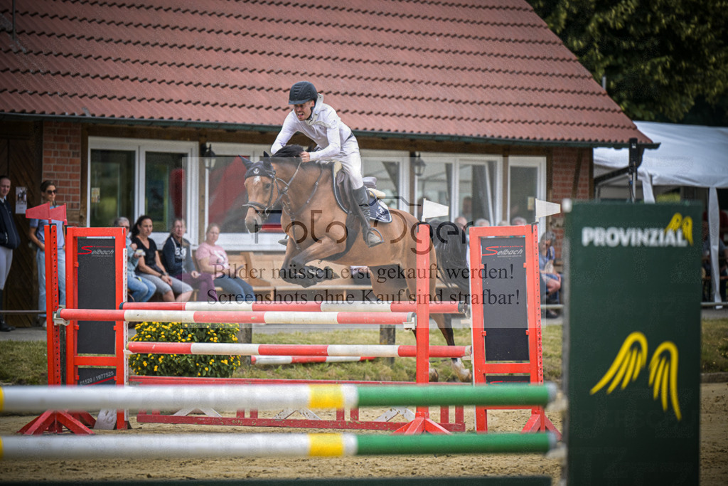 DOS_6591 | Entdecke hochwertige Reitturnierfotos von Foto Oger. Professionell, emotional und authentisch – jetzt Lieblingsmomente im Shop bestellen.Deutschlandweite Turnierfotografie. - Realisiert mit Pictrs.com