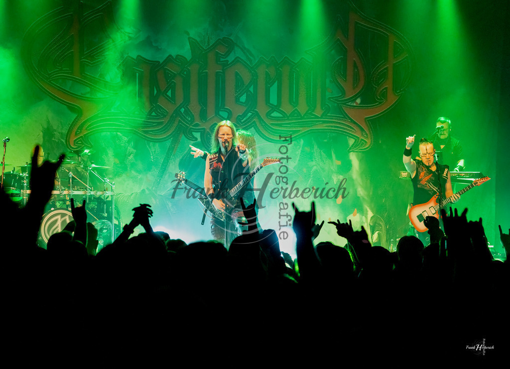 Ensiferum | Frank Herberich Fotografie, Frank Herberich, Fotografie, Hochzeit, Portrait, St. Peter Ording, Ording, Westerhever, Nordsee, Frank Fotografie, Hardheim,  Odenwald,Walldürn, Band,Eventfotografie - Realisiert mit Pictrs.com