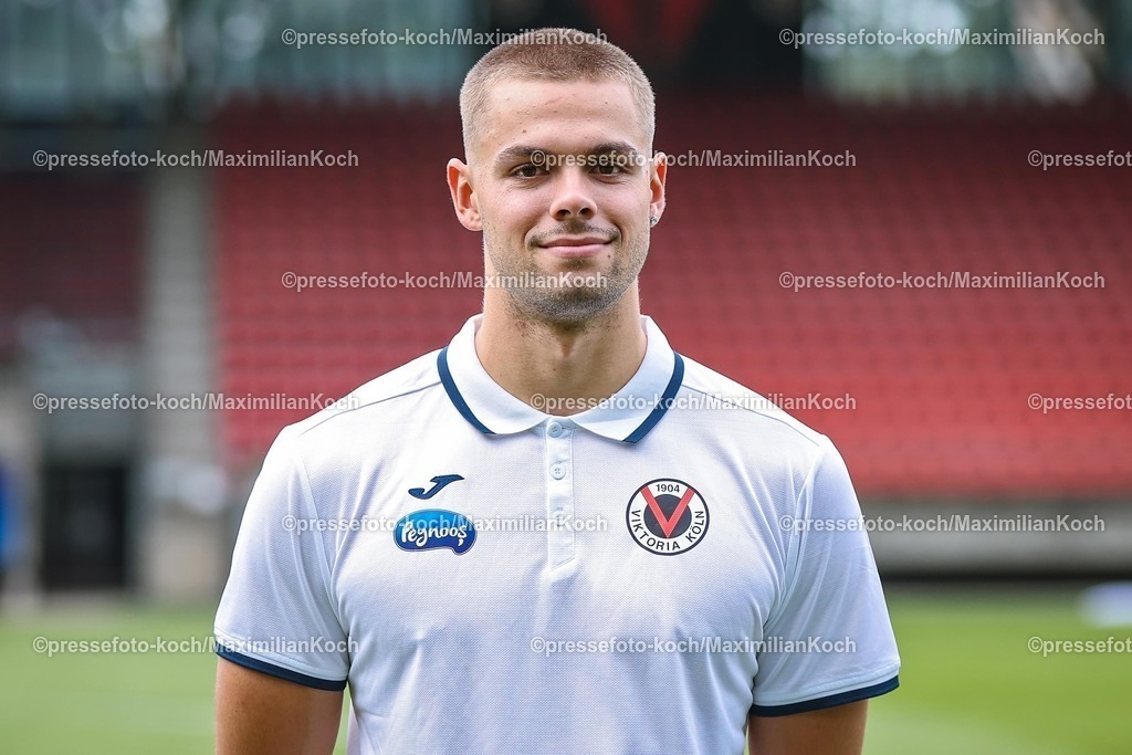 FCVK17072501086 | Albert Czerner (Physiotherapeut); FC Viktoria Köln 1904; 3.Liga, Porträttermin, 2025/2026, 17.07.2025
