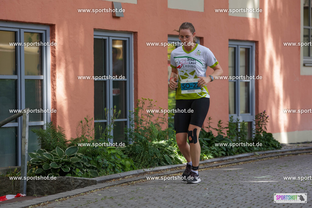 KSZ_7197 | Stadttriathlon Erding 2025. #yourpictrs #sportshot_your_pictrs @Sportshotphotography #stadttriathlonerding Copyright: www.sportshot.de
