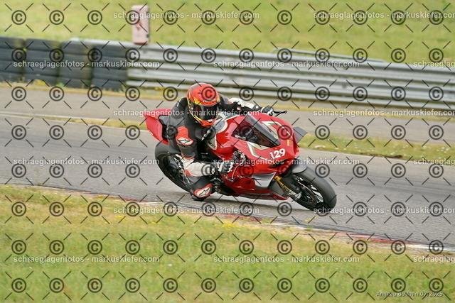 25bt05-0095 | markuskiefer.com - Realisiert mit Pictrs.com