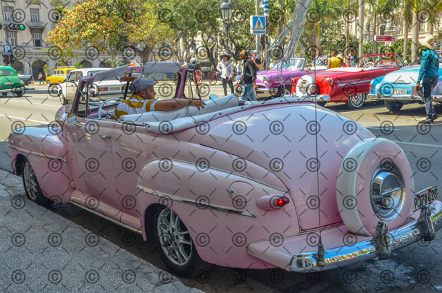 RGE_9307r | Amerikanischer Oldtimer in Havanna.   Fotograf: Ralf Gebhardt - Realisiert mit Pictrs.com