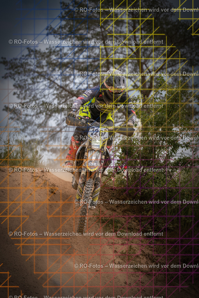 Niederwürzbach 5 Lauf-742 | Sportfotografie von RO-Fotos: Motorsport, Motocross, Enduro, Laufveranstaltungen und Triathlon. Professionelle Fotos von Sportlern und Events. - Realisiert mit Pictrs.com