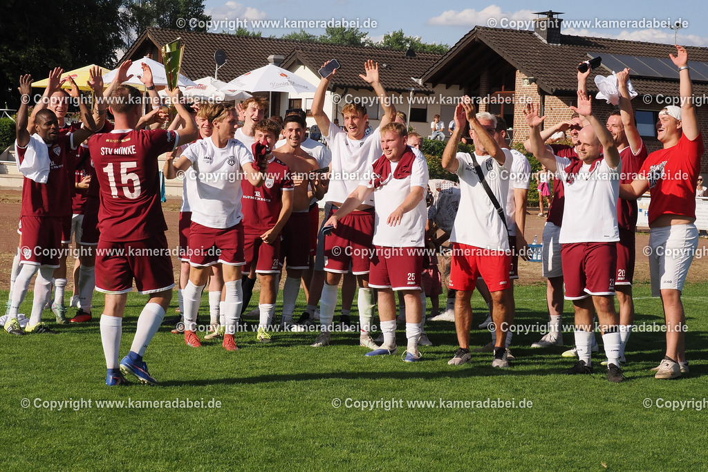 Fußball : Voerder Stadtmeisterschaft am 01.08.2026 auf der Anlage des TV Voerde mit SV 08/29 Friedrichsfeld, SV Spellen und dem TV Voerde. Der STV Hünxe vervollständigt als 4. Mannschaft das Turnier. | Fußball : Voerder Stadtmeisterschaft am 01.08.2026 auf der Anlage des TV Voerde mit SV 08/29 Friedrichsfeld, SV Spellen und dem TV Voerde. Der STV Hünxe vervollständigt als 4. Mannschaft das Turnier. - Realisiert mit Pictrs.com