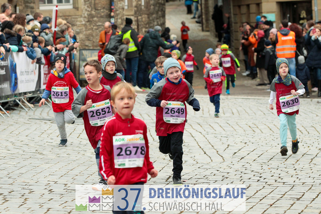 AOK JuniorCup 400m | 3Koenigslauf 2023 - Realisiert mit Pictrs.com