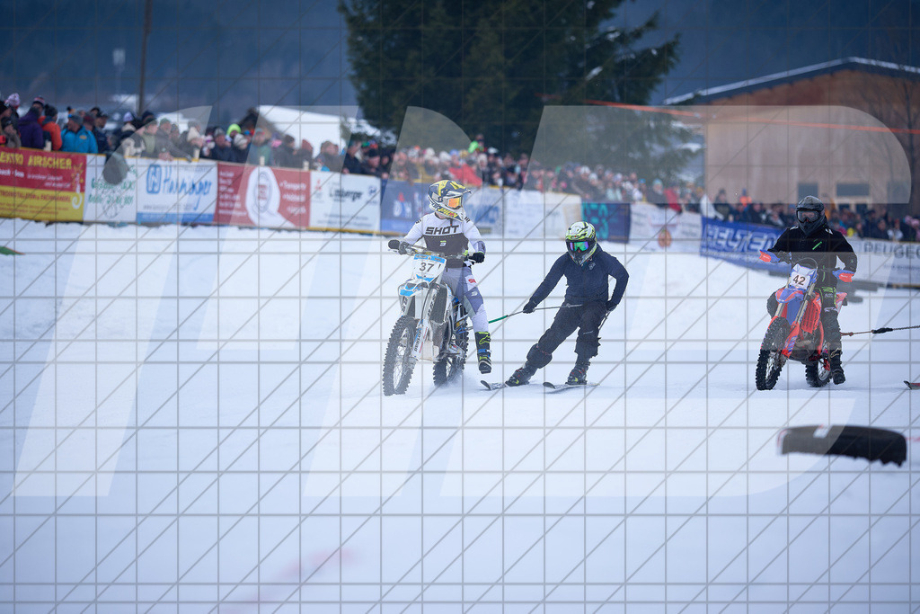 11. Holzknecht Skijöring | Skijöring am 24.01.2026: 11. Holzknecht Skijöring in Gosau am Dachstein, Oberösterreich, ÖsterreichFoto: © 2026 Martin Bihounek | mb-creative.eu