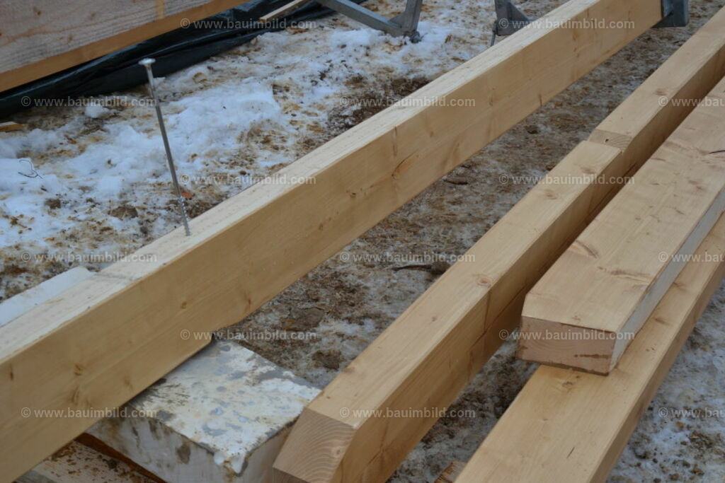 bib-lg09-holzbau-0144 | Nach LV-Leistungsgruppen sortierte Detailfotos über den Bau eines Hauses. Alle Hausbau-Bilder direkt vom Urheber und Autor der Website Haus-Selber-Bauen.com