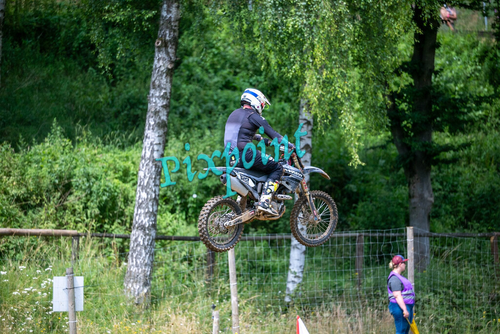 MX Cup Bielstein-84 | pixpoint - Realisiert mit Pictrs.com