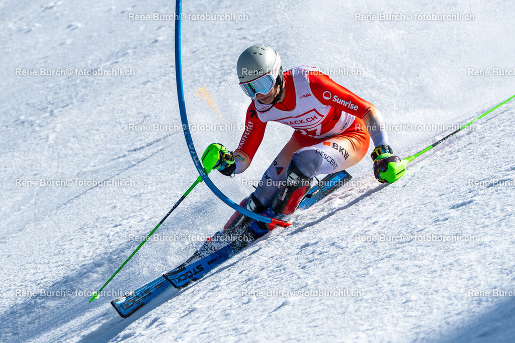 BUR01956 | René Burch leidenschaftlicher Fotograf aus Kerns in Obwalden.  Hier finden sie Sport, Landschaft und Natur Fotografie.
 - Realisiert mit Pictrs.com
