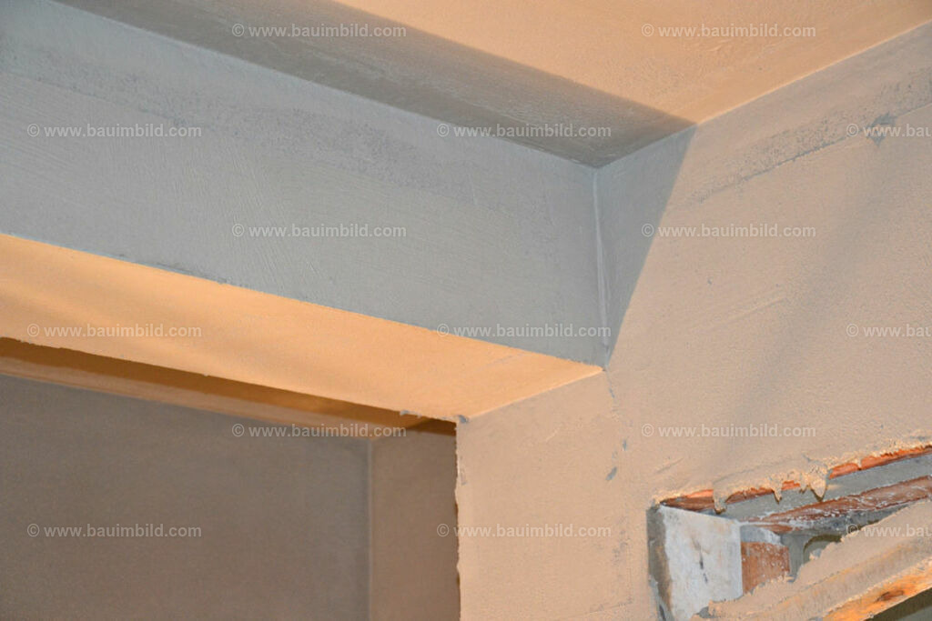 bib-lg18-putzarbeiten-0110 | Nach LV-Leistungsgruppen sortierte Detailfotos über den Bau eines Hauses. Alle Hausbau-Bilder direkt vom Urheber und Autor der Website Haus-Selber-Bauen.com
