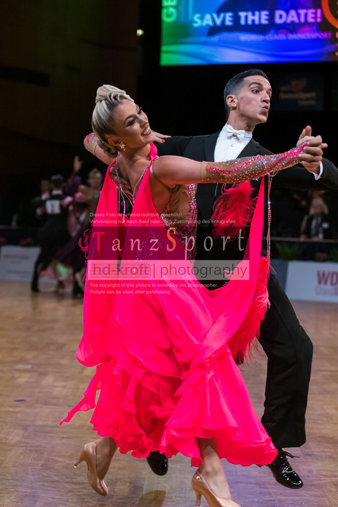 20250822_WDSF-GS-STD_R2_5238 | Tanzsportbilder, Standardtanz, Lateintanz, WDSF, DTV, LTVB, dancecomp, goc, hessen tanzt, blaues band der spree, walzer, tango, wiener walzer, slowfox, quickstepp, samba, rumba, cha-cha-cha, paso doble. jive, hd-kroft photography, turniertanzsport