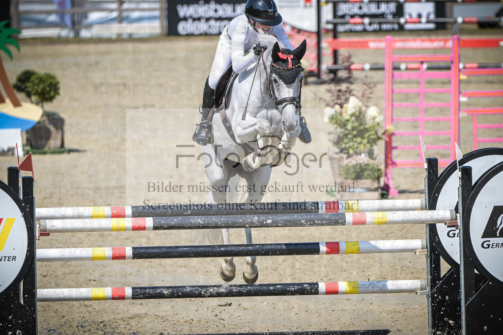 DOS_2280 | Entdecke hochwertige Reitturnierfotos von Foto Oger. Professionell, emotional und authentisch – jetzt Lieblingsmomente im Shop bestellen.Deutschlandweite Turnierfotografie. - Realisiert mit Pictrs.com