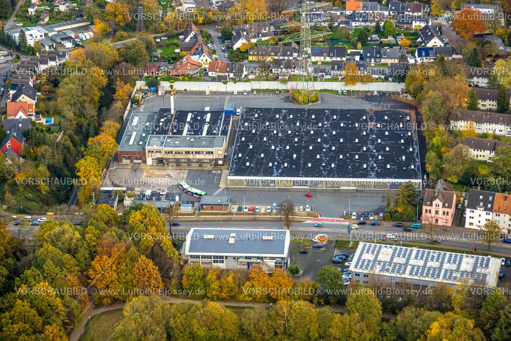 Bochum231102762 | Luftbild, Bogestra AG Betriebshof Gelönde, umgeben von herbstlichen Laubbäumen, Weitmar-Mark, Bochum, Ruhrgebiet, Nordrhein-Westfalen, Deutschland