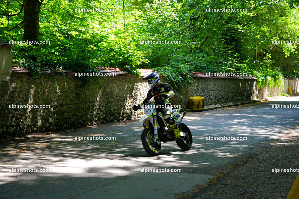 P1036738 | Erleben Sie atemberaubende, hochqualitative Fotos Ihrer Fahrt entlang der malerischen Alpenstraßen. Besuchen Sie alpineshots.com, um professionelle Aufnahmen Ihrer unvergesslichen Reise zu finden und zu kaufen - Realisiert mit Pictrs.com