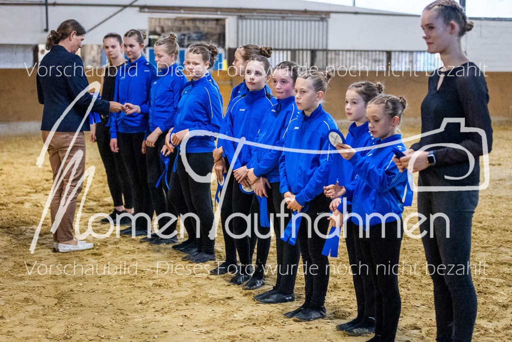 Platzierung5+6+7+NS-004 | MomenTaufnahmen Pferdesportfotos