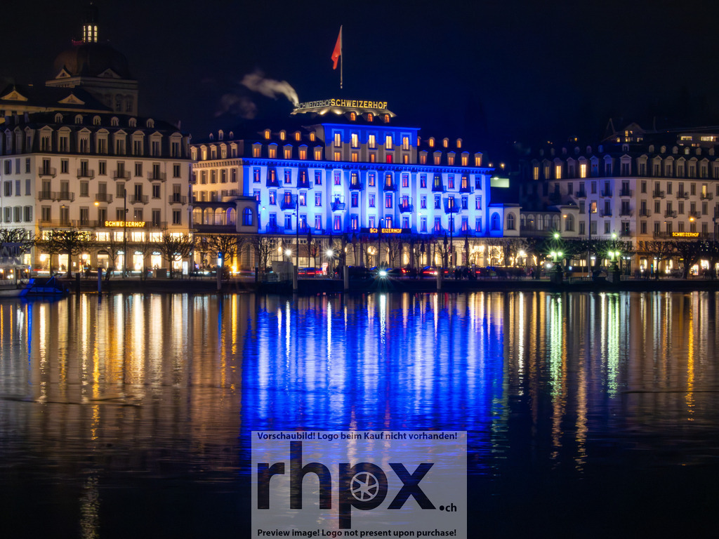 Lilu Lichtvestival 2026 | Stimmungsvolle Fotokunst aus Luzern. Erlebe den Pilatus, den See und die Stadt Luzern in exklusiven Aufnahmen in der Fotogalerie & Shop. - Realisiert mit Pictrs.com