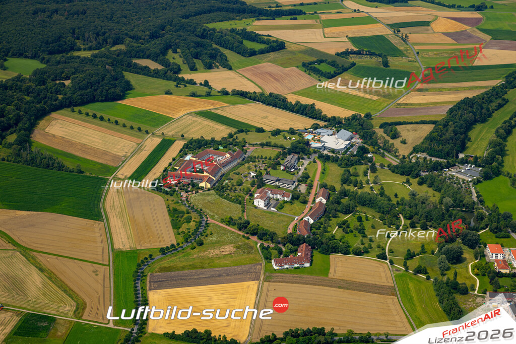Das Luftbild zeigt :  Bad Rodach - Die Luftaufnahme wurde 2024 vom UL-Flugzeug aus erstellt ( keine Drohne ) - Hochauflösende Luftaufnahme - Für grossformatige Ausdrucke geeignet. Die Geschenkidee !Mit Lizenz und Bildrechte bestellbar