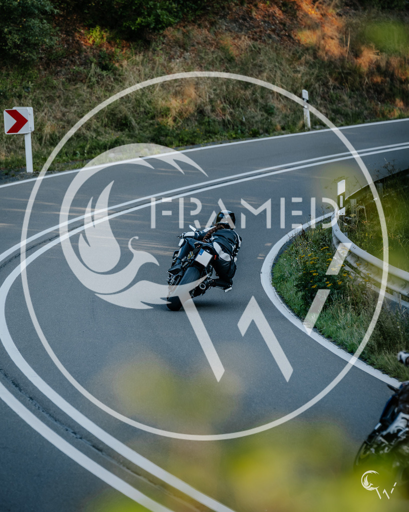 00-3 | cw-framed