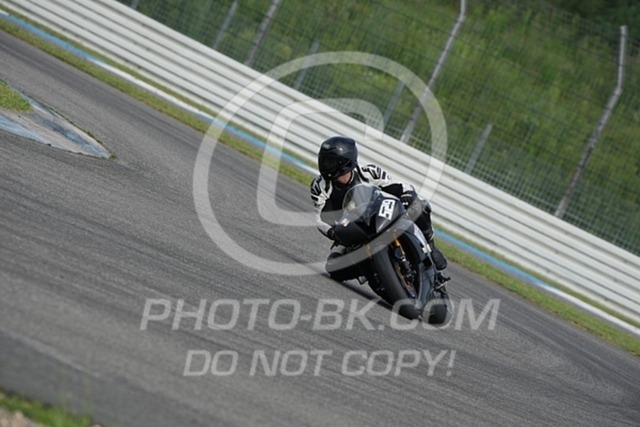 2024_08_05_PBK_12176 | Sportfotografie; SlowMotion; Video; Rennstrecke; Hafeneger; Speer; Racing; RSE; BMW; CBO; Trackday; Motorsportarena; Hockenheimring; Brno; Most; Barcelona; Valencia