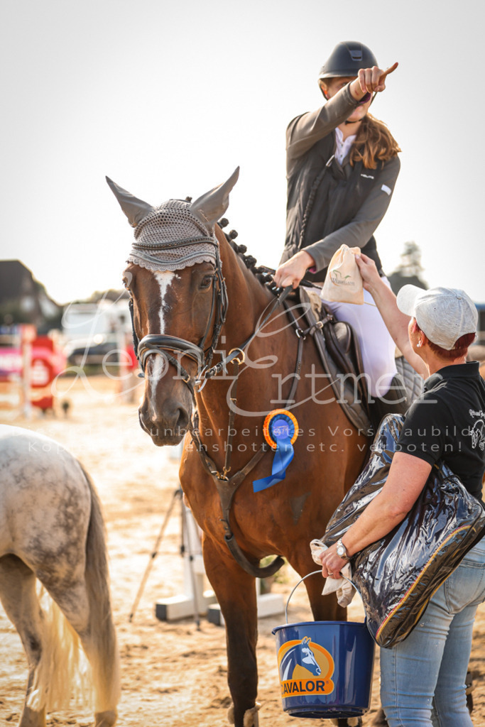 01.FrSpE00380 | Leoni Ertmer Photography - Realisiert mit Pictrs.com