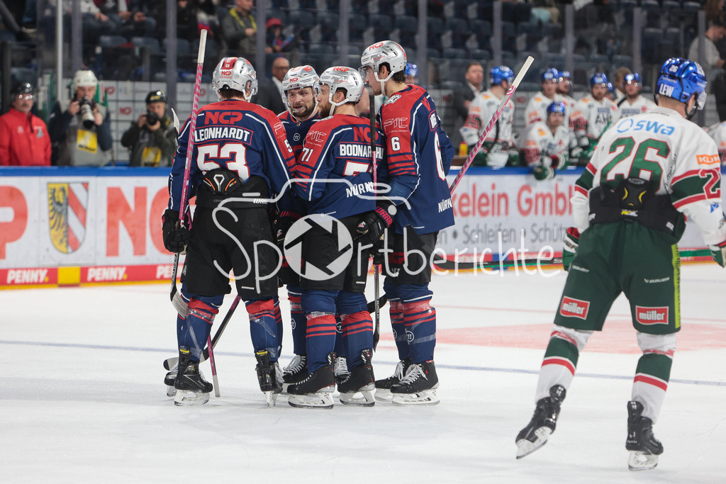 Nuernberg ICE Tigers - Augsburger Panther | Jubel der ICE Tigers nach dem Ausgleich zum 2-2 durch Gregor MacLEOD (NIT #89)