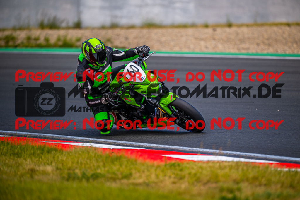 MaZZes_FotoMatrix_220521_9765 | Fotograf Mathias Schmid
Sportfotograf,
Eventfotograf,
Hochzeitsfotograf,
Portraitfotograf