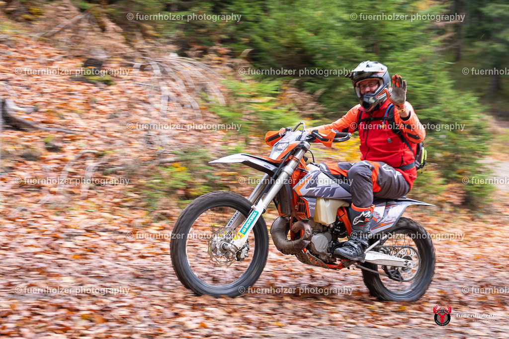 fuernholzer_251026-C1-266 | Fotografische Impressionen von der Red Stag Enduro Extreme by fuernholzer-photography.com. Endurosport in Österreich fotografisch festgehalten von fuernholzer. Auftragsfotografie für Private, Gewerbefotos und Industriefotografie. Eventfotografie, Sportfotografie und Motorsportfotografie. Anbieter von Fotoworkshops, Fototraining, fotografischen Vorträgen und Fotoseminaren.