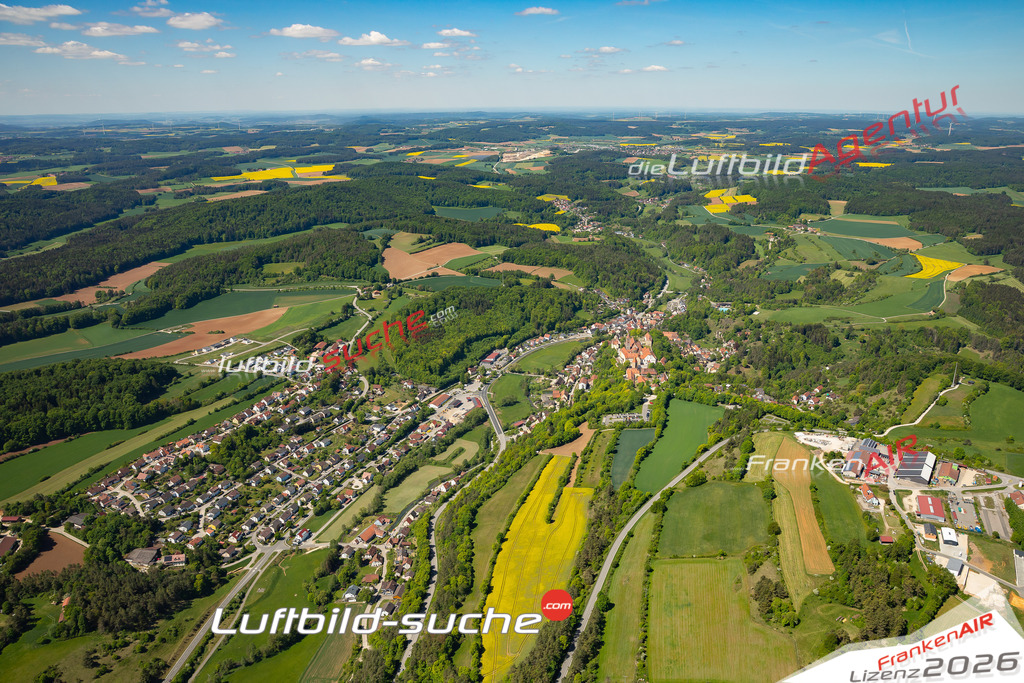 Luftaufnahme von  Kastl - Die Luftaufnahme wurde 2025 vom UL-Flugzeug heraus erstellt ( keine Drohne ) - Hochauflösende Luftaufnahme - für professionelle Ausdrucke geeignet. Die Geschenkidee !Mit Lizenz und Bildrechte bestellbar