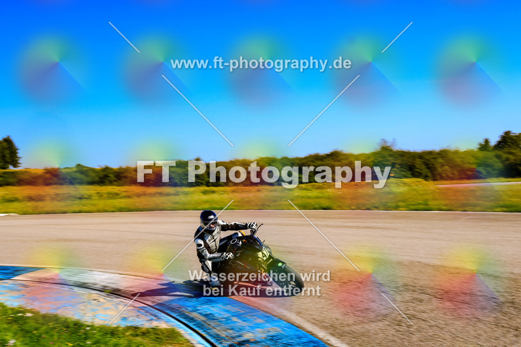 047-2734 | Hier findet Ihr Bilder von Touristenfahrten auf der Nürburgring Nordschleife oder von anderen Veranstaltungen die ich besucht habe. Viel Spass beim Durch Schauen 