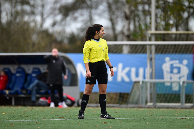 Fußball I Juniorinnen I Saison 2025-2026 I Regionalliga Nord I 7. Spieltag I Hamburger SV U17 - SpVg Aurich U17 I 02197 | Der Sportfotograf. - Realisiert mit Pictrs.com