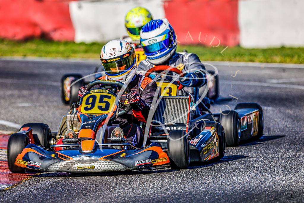 88FFDFA1-1866-494F-9C59-82DC3063AC5E | traudl_s_fotos