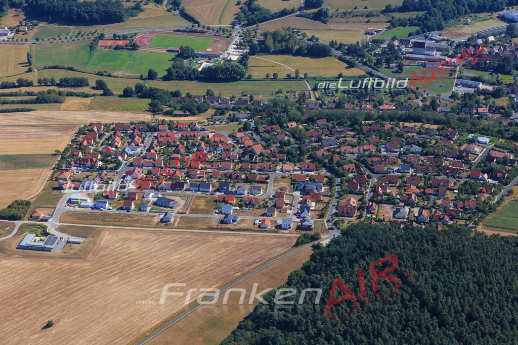 Luftbild von  Schluesselfeld - Luftaufnahme wurde 2015 von https://frankenair.de mittels Flugzeug (keine Drohne) erstellt - die Geschenkidee