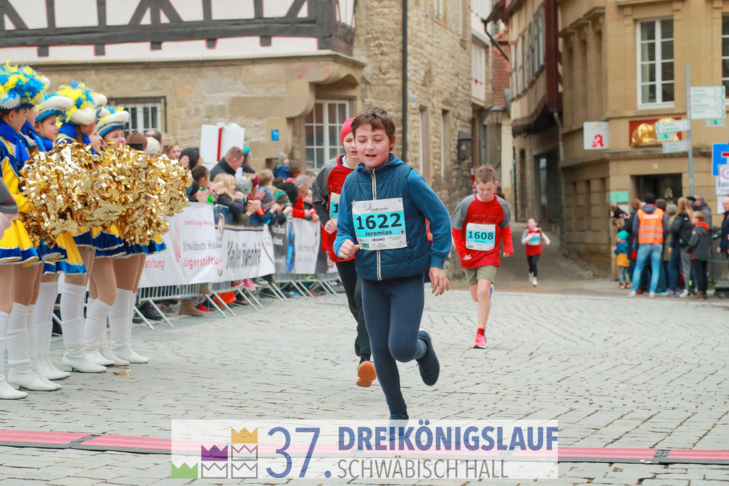 Stadtwerke Jugendlauf 1700m | 3 Koenigslauf 2023 - Realisiert mit Pictrs.com