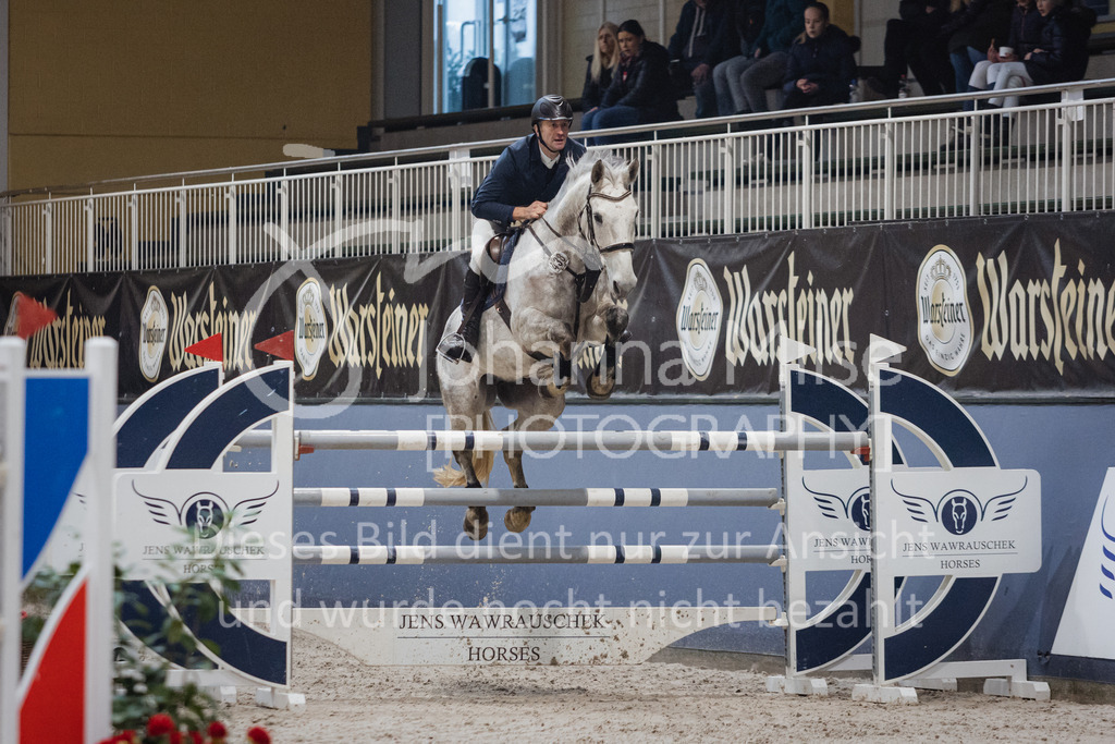 230212_Warstein_GP-526 | Deine schönsten Turniermomente als professionelle Fotos! Entdecke hochwertige Pferdesport-Fotografie im Online-Shop. Jetzt Fotos finden & bestellen!