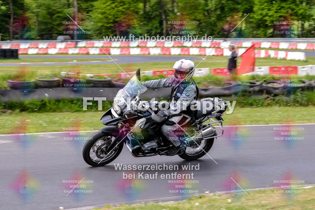 MotoTeamVBK-20938 | Hier findet Ihr Bilder von Touristenfahrten auf der Nürburgring Nordschleife oder von anderen Veranstaltungen die ich besucht habe. Viel Spass beim Durch Schauen 