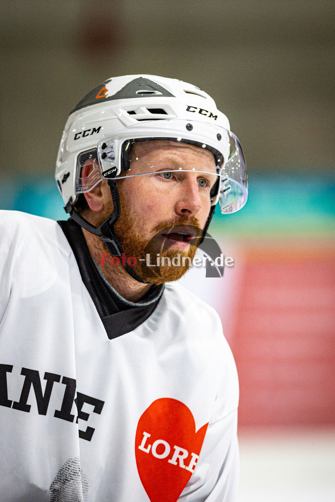 SC Forst NATURE BOYS gegen ESC Hassfurt HAWKS | Eishockey Landesliga Herren Playoffs 2024/25 - Spiel 2 von 4, SC Forst NATURE BOYS gegen ESC Hassfurt HAWKS, 20250222,Tobias ZIMMERT (Nature Boyz 60) Portrait,2025-02-22 in Peißenberg (Eisstadion Peißenberg)Tobias ZIMMERT (Nature Boyz 60)Copyright: WolfgangxLindner foto-lindner.de