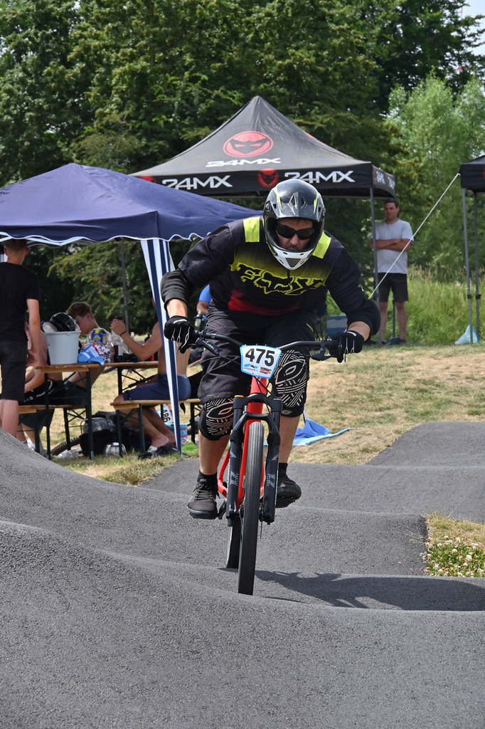 DSC_7305-cam-florian | German Pumptrack Series - Realisiert mit Pictrs.com